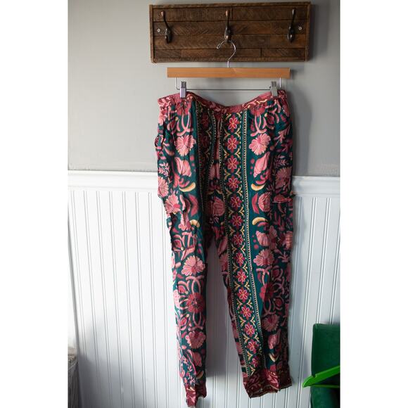 Farm Rio Anthropologie Teal Seashell Tapestry Cargo Pants Large - Picture 2 of 5